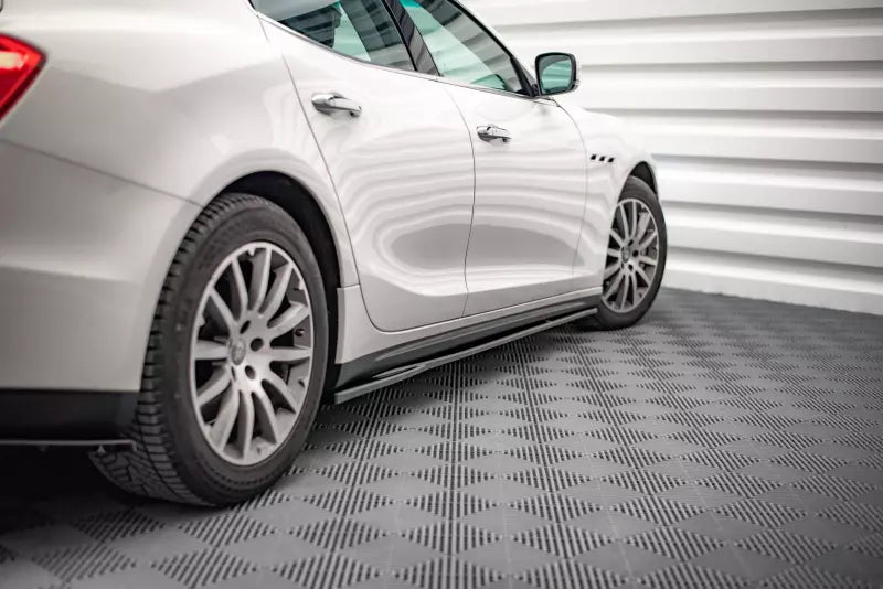 Maxton Design Seitenschweller (Paar) für für Maserati Ghibli Hochglanz schwarz – Ansicht 1