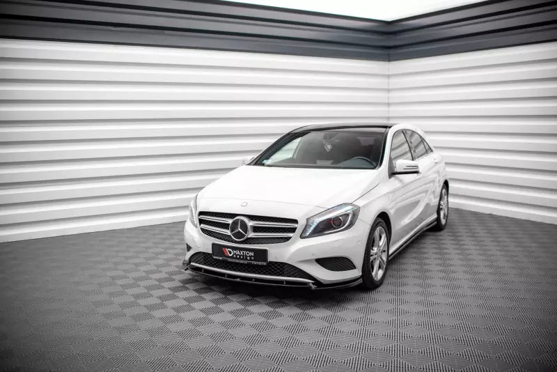 Maxton Design Frontlippe V.1 für Mercedes A-Klasse W176 Hochglanz schwarz – Ansicht 1