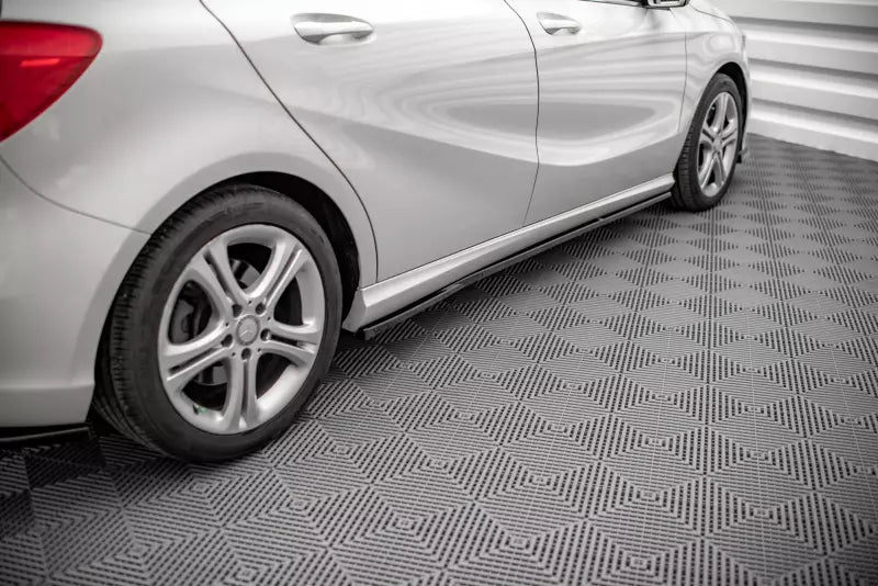 Maxton Design Seitenschweller (Paar) V.2 für Mercedes A-Klasse W176 Hochglanz schwarz – Ansicht 3