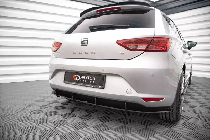 Maxton Design Street Pro Heckdiffusor für Seat Leon Hatchback Mk3 Schwarz – Ansicht 2