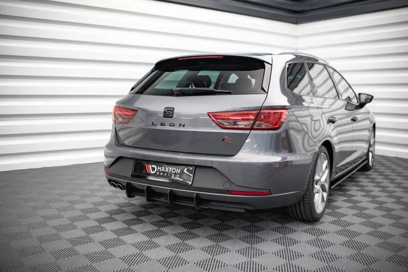 Maxton Design Street Pro Heckdiffusor für Seat Leon FR Sportstourer Mk3 Schwarz – Ansicht 1