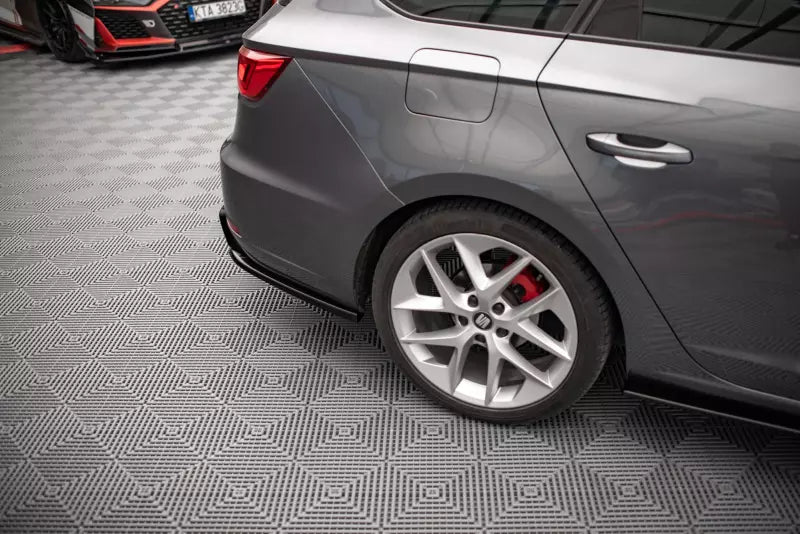 Maxton Design Diffusor Flaps V.2 für für Seat Leon FR Sportstourer Mk3 Hochglanz schwarz – Ansicht 2