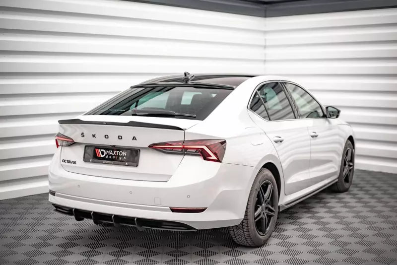 Maxton Design Heckspoiler Lippe für Skoda Octavia Liftback Mk4 Hochglanz schwarz – Ansicht 2