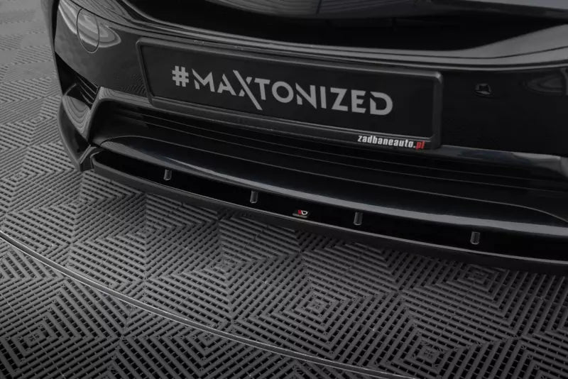 Maxton Design Frontlippe V.1 für Toyota Avensis Mk3 Facelift Hochglanz schwarz – Ansicht 3