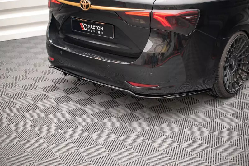 Maxton Design Heckdiffusor DTM Look für Toyota Avensis Mk3 Facelift Hochglanz schwarz – Ansicht 1