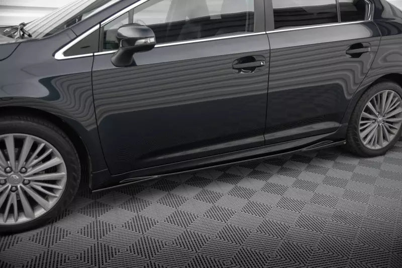 Maxton Design Seitenschweller (Paar) für Toyota Avensis Mk3 Facelift Hochglanz schwarz – Ansicht 1