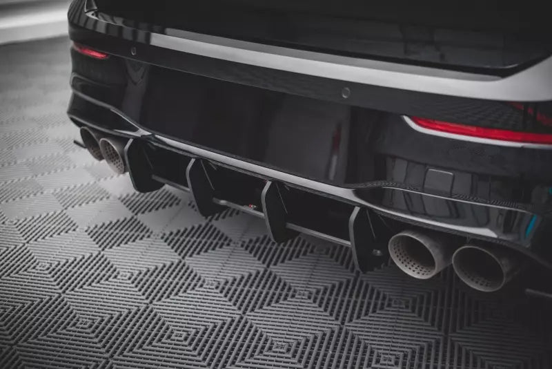 Maxton Design Street Pro Heckdiffusor für Volkswagen Golf 8 R Schwarz – Ansicht 4