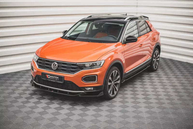 Maxton Design Frontlippe V.1 für VW T-Roc Mk1 Hochglanz schwarz – Ansicht 1