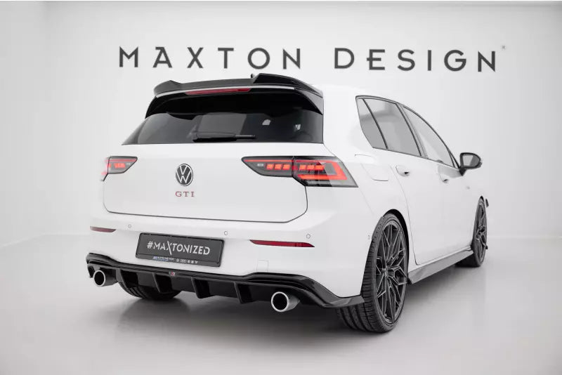Maxton Design Heckdiffusor V.4 für VW Golf 8 GTI / GTD / GTE / R-Line Hochglanz schwarz – Ansicht 1