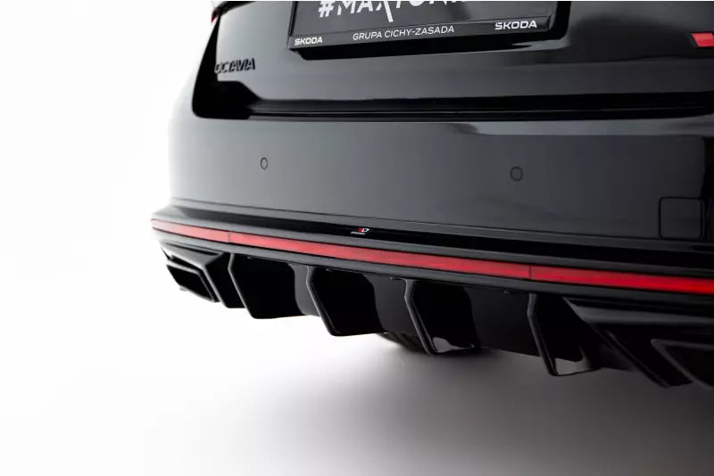 Maxton Design Heckdiffusor für Skoda Octavia RS Mk4 Hochglanz schwarz – Ansicht 3