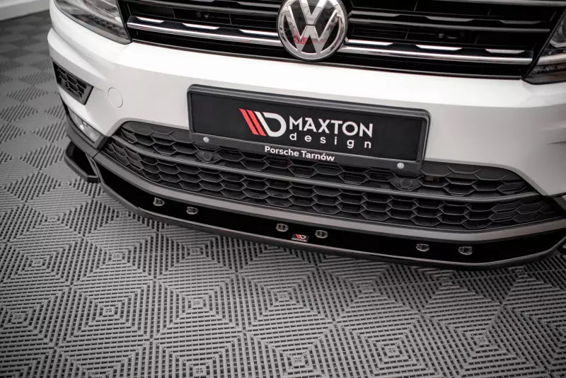 Maxton Design Frontlippe für VW Tiguan Mk2 Hochglanz schwarz – Ansicht 3