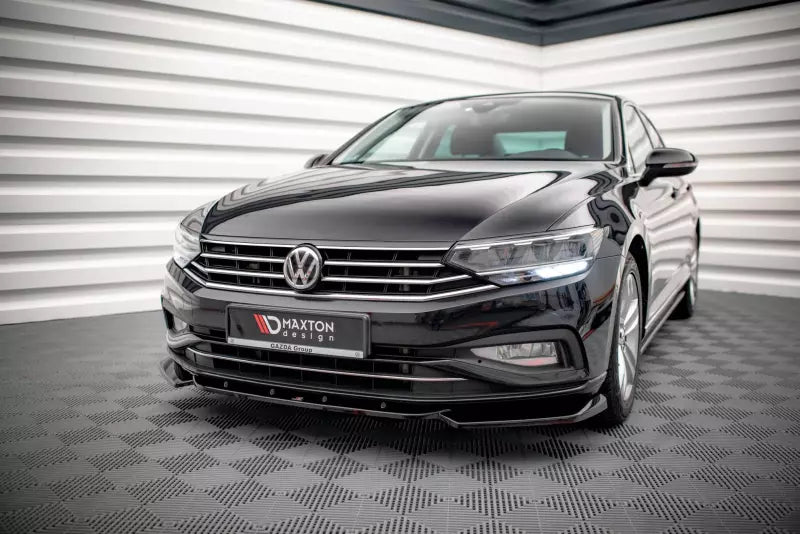 Maxton Design Frontlippe V.1 für VW Passat B8 Facelift Hochglanz schwarz – Ansicht 1