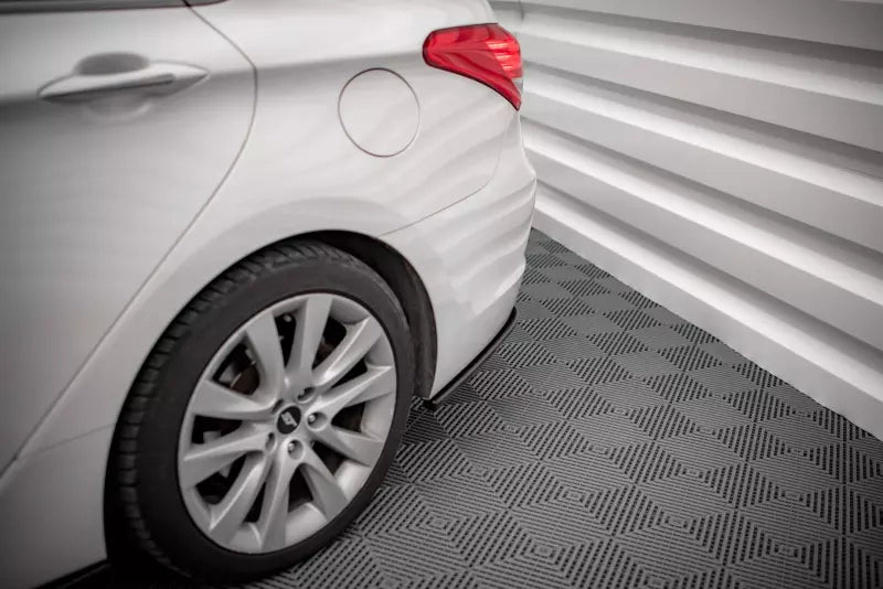 Maxton Design Diffusor Flaps für Hyundai I40 Mk1 Hochglanz schwarz – Ansicht 3