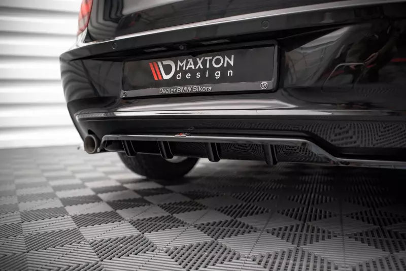 Maxton Design Heckdiffusor DTM Look für BMW 1er F20 Hochglanz schwarz – Ansicht 3