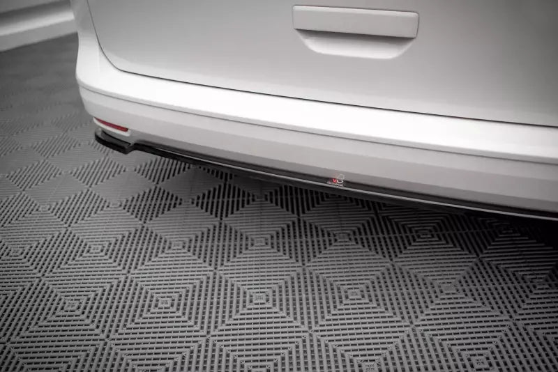 Maxton Design Heckdiffusor für VW Caddy Mk5 Hochglanz schwarz – Ansicht 2