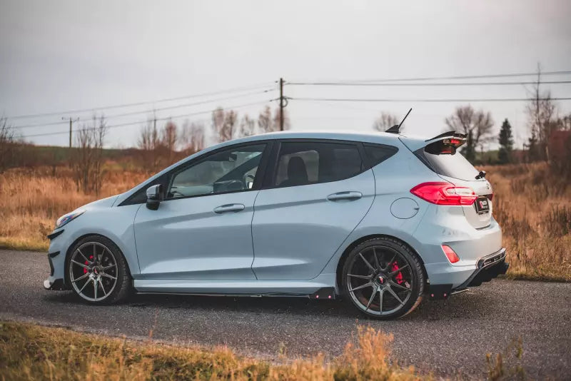 Maxton Design Seitenschweller (Paar) V.2 mit Flaps für Ford Fiesta ST / ST-Line Hochglanz schwarz – Ansicht 4