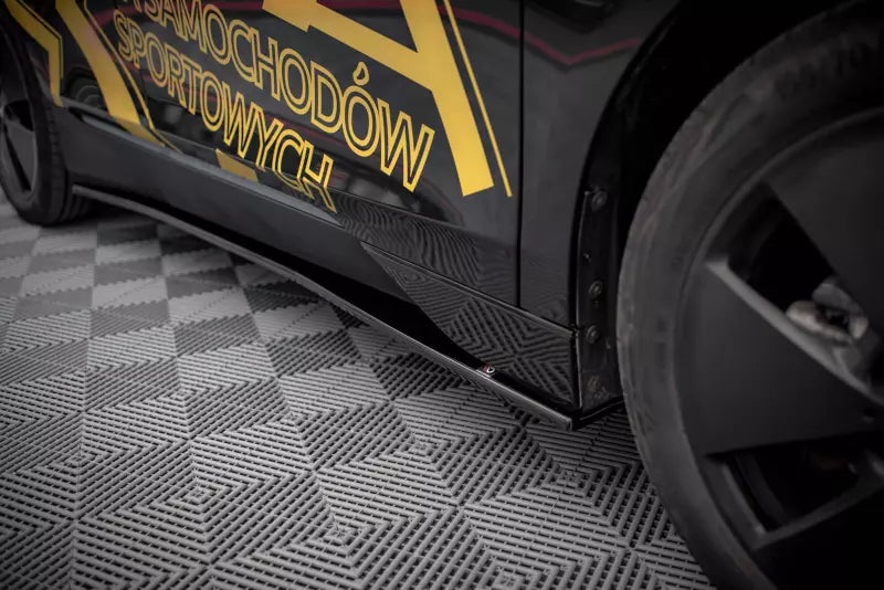 Maxton Design Seitenschweller (Paar) für BMW i3 Mk1 Facelift Hochglanz schwarz – Ansicht 2