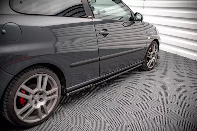 Maxton Design Seitenschweller (Paar) für Seat Ibiza Cupra Mk3 Hochglanz schwarz – Ansicht 3