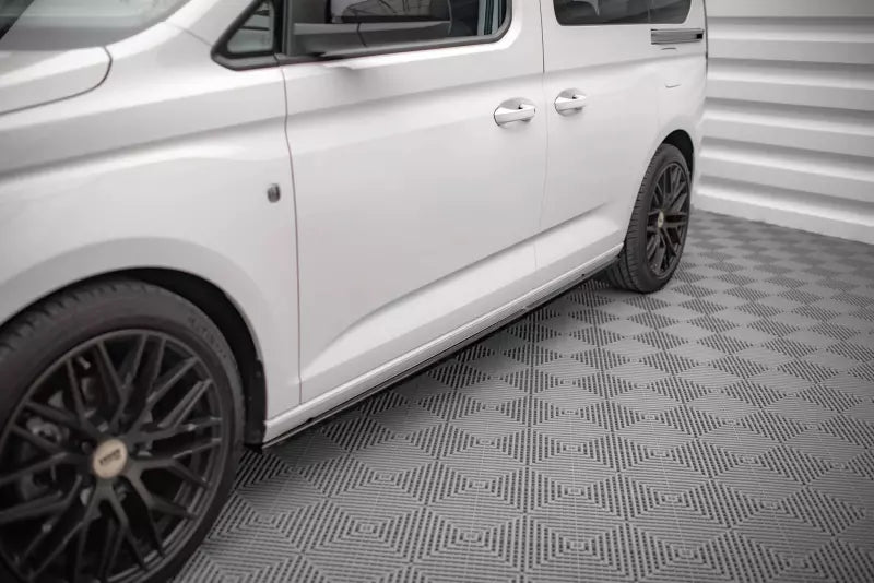 Maxton Design Seitenschweller (Paar) für VW Caddy Mk5 Hochglanz schwarz – Ansicht 1