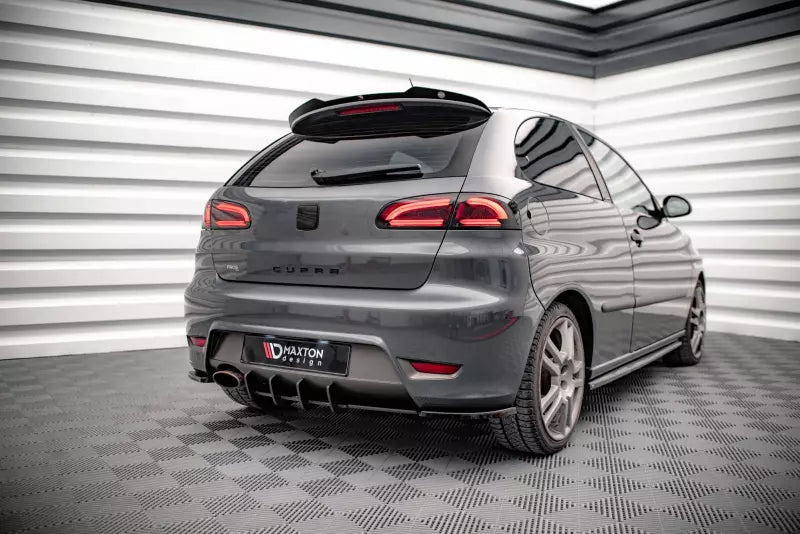 Maxton Design Heckspoiler Lippe für Seat Ibiza Cupra Mk3 Hochglanz schwarz – Ansicht 2