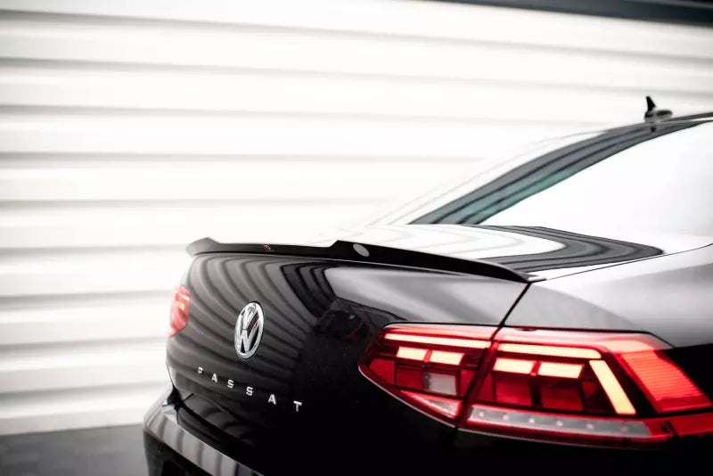 Maxton Design Heckspoiler Lippe für VW Passat B8 Facelift Limousine Hochglanz schwarz – Ansicht 1