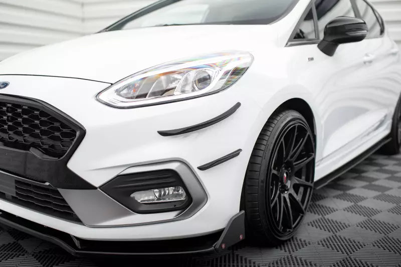 Maxton Design Flaps vorne (Canards) V.3 für Ford Fiesta Mk8 ST / ST-Line – Ansicht 1