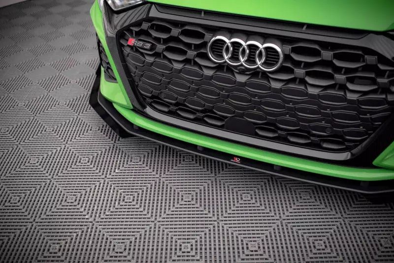 Maxton Design Street Pro Frontlippe für Audi RS3 8Y schwarz + Glanz Flaps – Ansicht 3