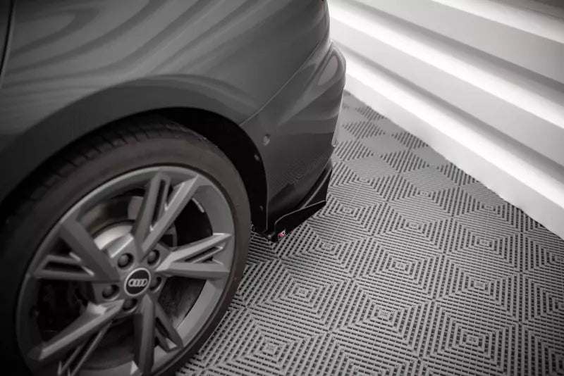 Maxton Design Street Pro Diffusor Flaps für Audi S3 Limousine 8Y matt schwarz mit Hochglanz Flaps – Ansicht 2