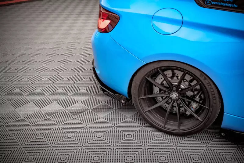 Maxton Design Street Pro Diffusor Flaps für BMW M2 F87 matt schwarz mit Hochglanz Flaps – Ansicht 3