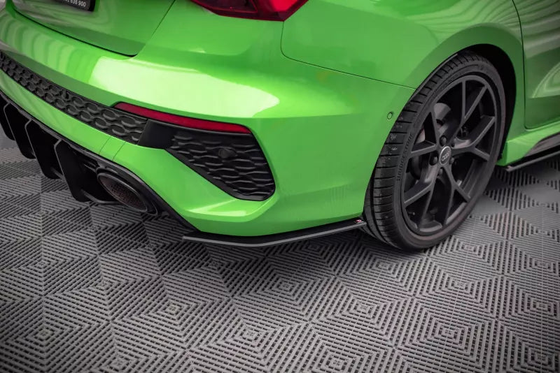 Maxton Design Street Pro Diffusor Flaps für Audi RS3 Limousine 8Y matt schwarz – Ansicht 1