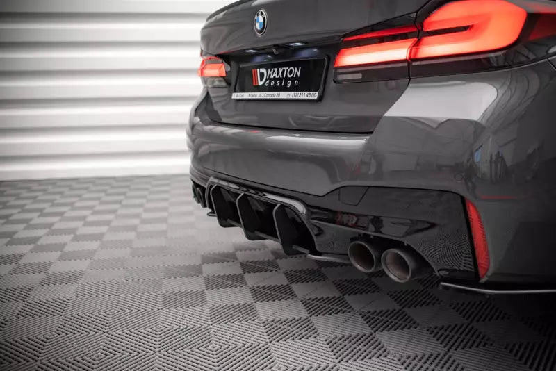 Maxton Design Street Pro Heckdiffusor für BMW M5 F90 Schwarz – Ansicht 3
