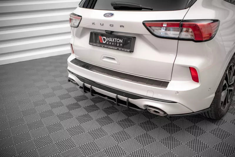Maxton Design Street Pro Heckdiffusor für Ford Kuga ST-Line Mk3 Schwarz – Ansicht 1