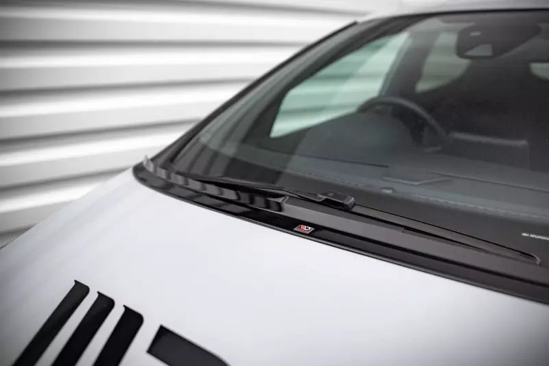 Maxton Design Motorhaubenverlängerung für Ford Fiesta Standard/ ST-Line/ ST Hochglanz schwarz – Ansicht 1