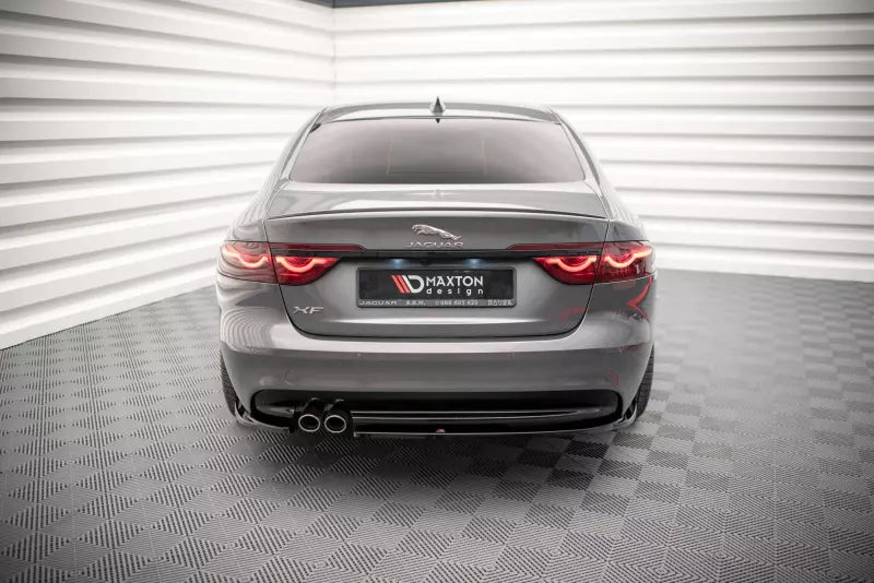 Maxton Design Heckdiffusor für Jaguar XF R-Sport Mk2 Hochglanz schwarz – Ansicht 1