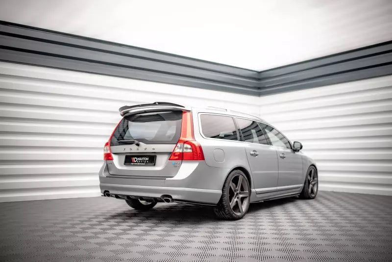 Maxton Design Heckspoiler Lippe V.2 für Volvo V70 Mk3 Hochglanz schwarz – Ansicht 2