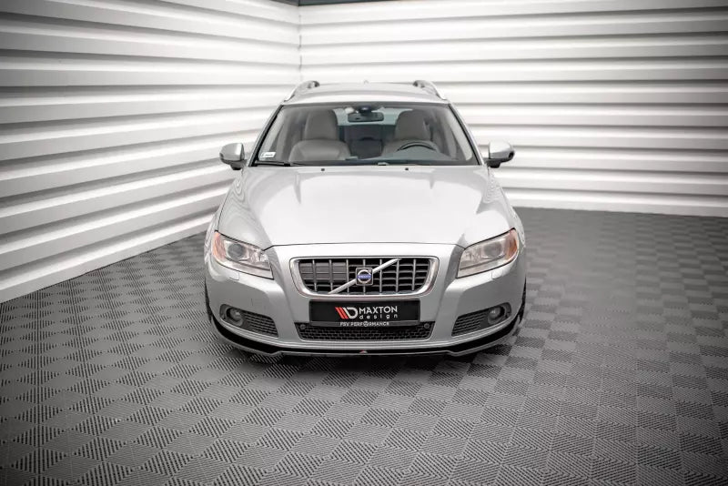 Maxton Design Frontlippe V.2 für Volvo V70 Mk3 Hochglanz schwarz – Ansicht 2