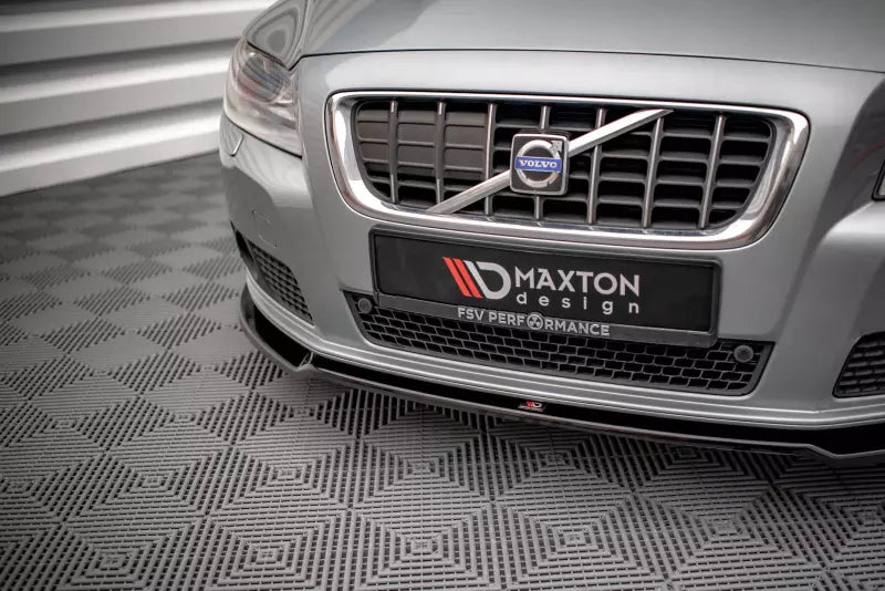 Maxton Design Frontlippe V.2 für Volvo V70 Mk3 Hochglanz schwarz – Ansicht 3