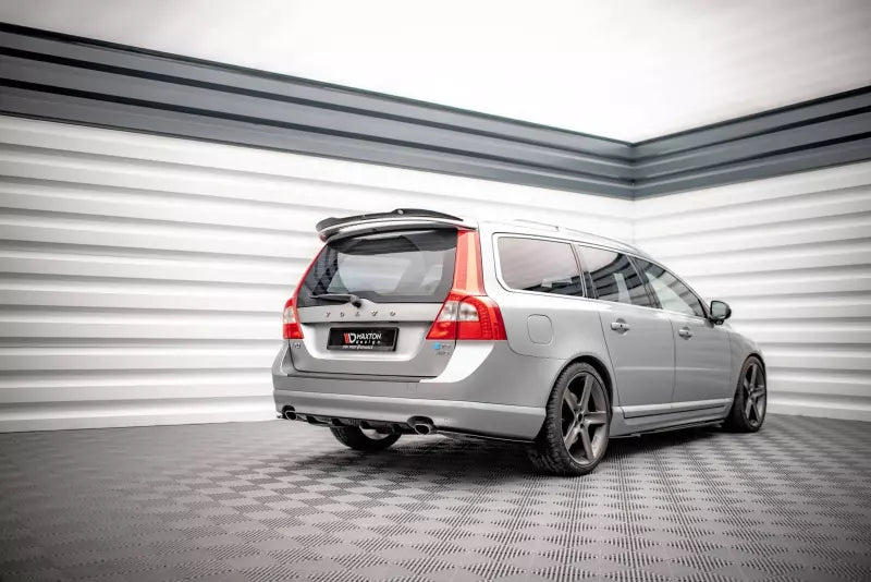 Maxton Design Heckdiffusor für Volvo V70 Mk3 Hochglanz schwarz – Ansicht 1