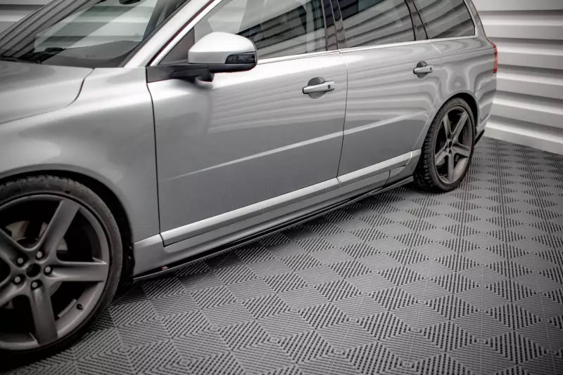 Maxton Design Seitenschweller (Paar) für Volvo V70 Mk3 Hochglanz schwarz – Ansicht 1