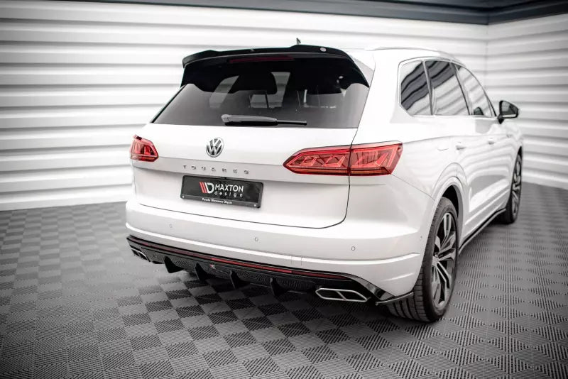 Maxton Design Heckdiffusor für VW Touareg R-line Mk3 Hochglanz schwarz – Ansicht 2