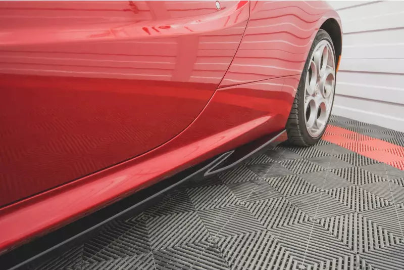 Maxton Design Seitenschweller (Paar) für Alfa Romeo 4C Hochglanz schwarz – Ansicht 4