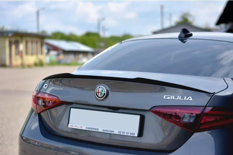 Maxton Design Heckspoiler Lippe für Alfa Romeo Giulia Veloce Hochglanz schwarz – Ansicht 1