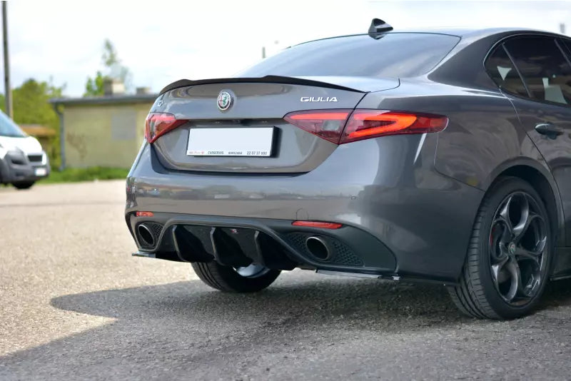 Maxton Design Heckspoiler Lippe für Alfa Romeo Giulia Veloce Hochglanz schwarz – Ansicht 2