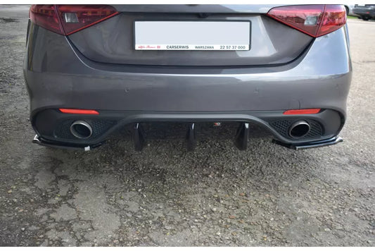 Maxton Design Heckdiffusor für Alfa Romeo Giulia Veloce Hochglanz schwarz – Ansicht 1