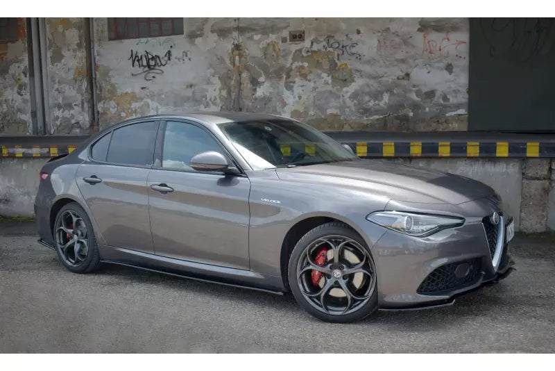 Maxton Design Seitenschweller (Paar) für Alfa Romeo Giulia Veloce Hochglanz schwarz – Ansicht 1
