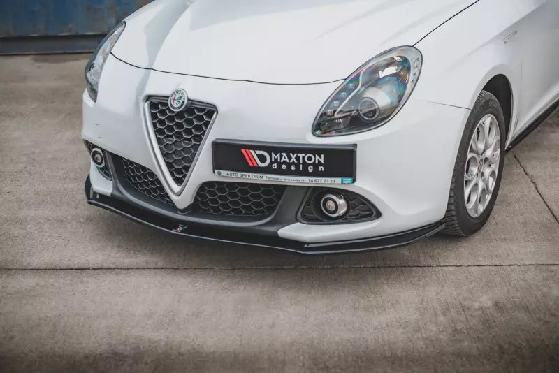 Maxton Design Frontlippe V.1 für Alfa Romeo Giulietta Facelift Hochglanz schwarz – Ansicht 1