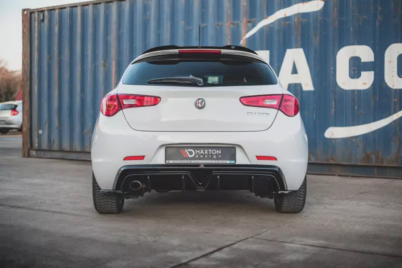 Maxton Design Heckdiffusor V.1 für Alfa Romeo Giulietta Facelift Hochglanz schwarz – Ansicht 2