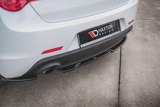 Maxton Design Heckdiffusor V.1 für Alfa Romeo Giulietta Facelift Hochglanz schwarz – Ansicht 1