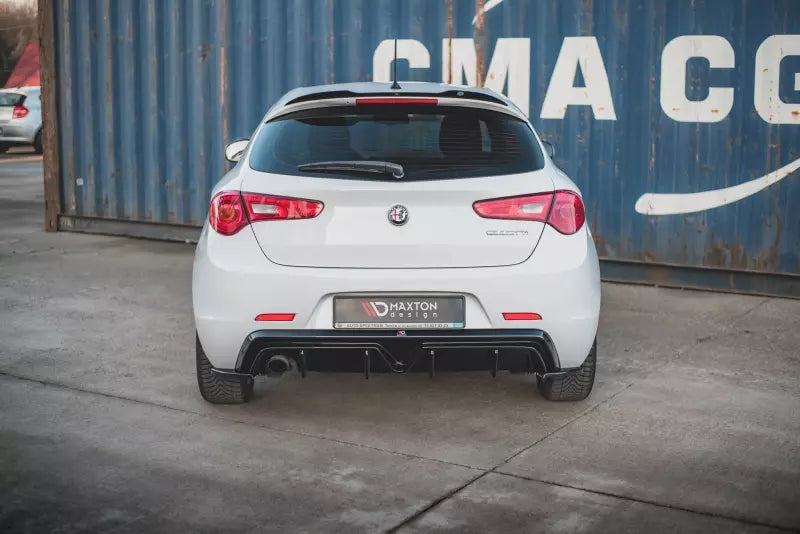 Maxton Design Diffusor Flaps V.3 für Alfa Romeo Giulietta Facelift Hochglanz schwarz – Ansicht 2