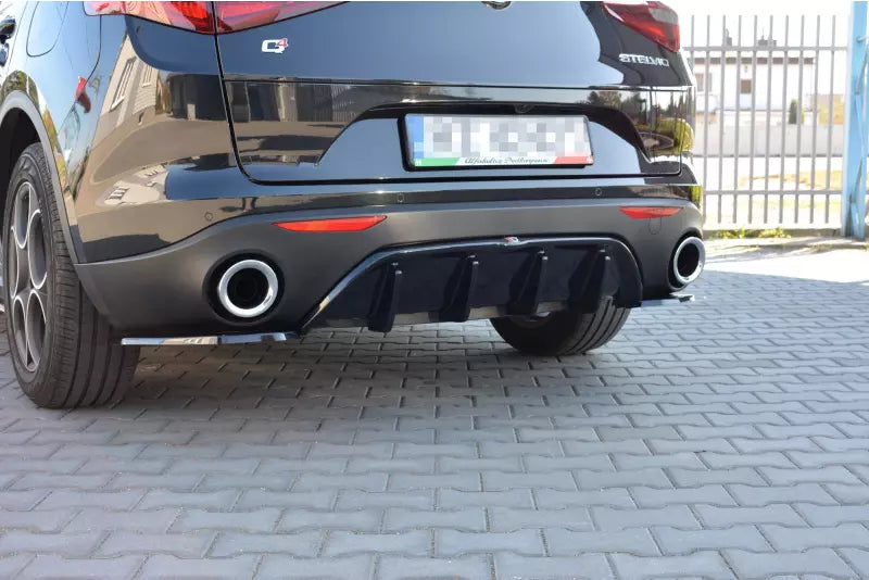 Maxton Design Heckdiffusor für Alfa Romeo Stelvio Hochglanz schwarz – Ansicht 2